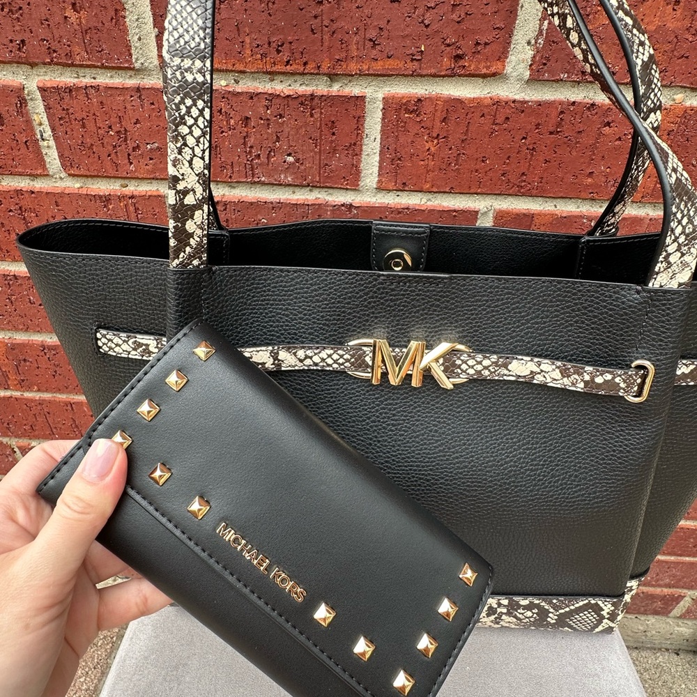 SALE 💕Michael Kors Black and Snake Pattern Tote and wallet - Picture 2 of 12